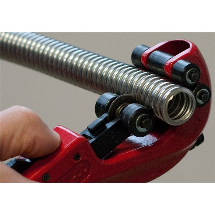 AUTOMATIC 32 Pipe cutter for CSST corrugated pipes 32 mm